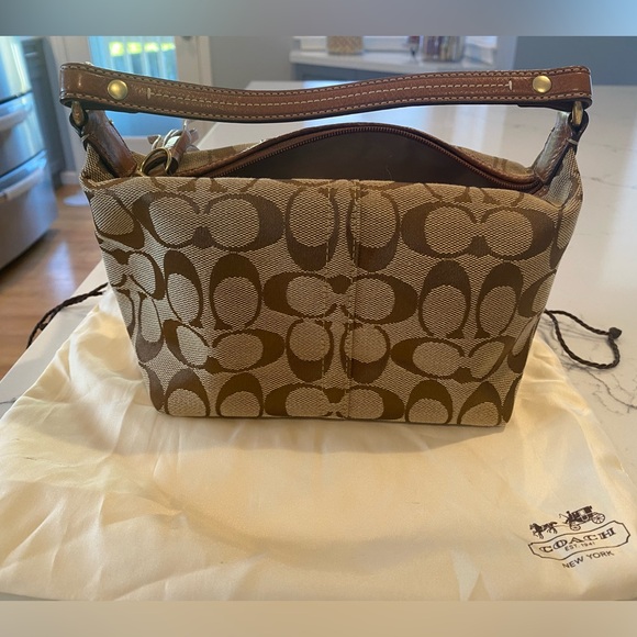 Coach Signature Brown Hobo Bag - Picture 2 of 6